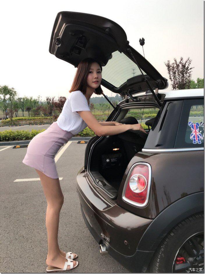 打开后备箱