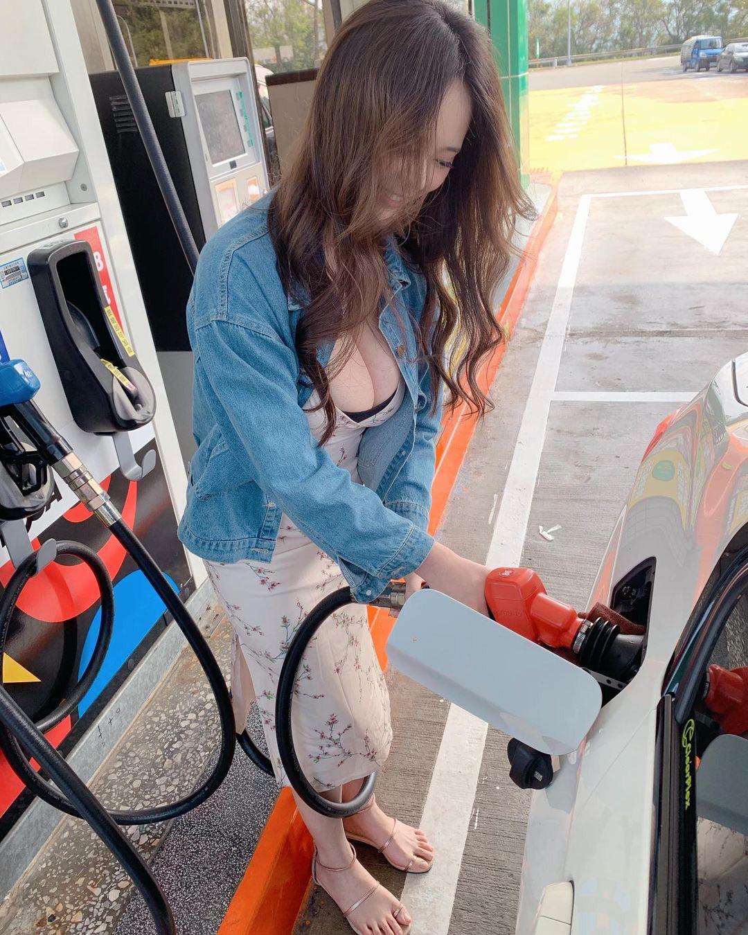 加油
