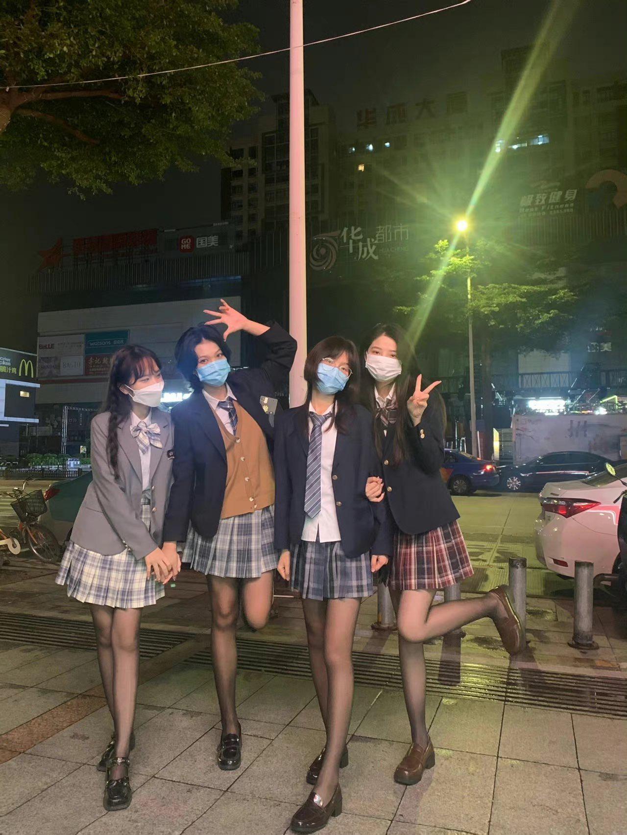 记得戴口罩